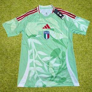 Adidas Italy 2025-26 green Women’s away jersey soccer size small
